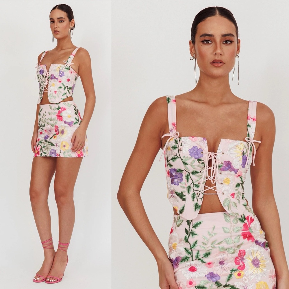 *24 HOUR SALE* Garden Party Embroidered Floral Skirt Set - Picture 4 of 5